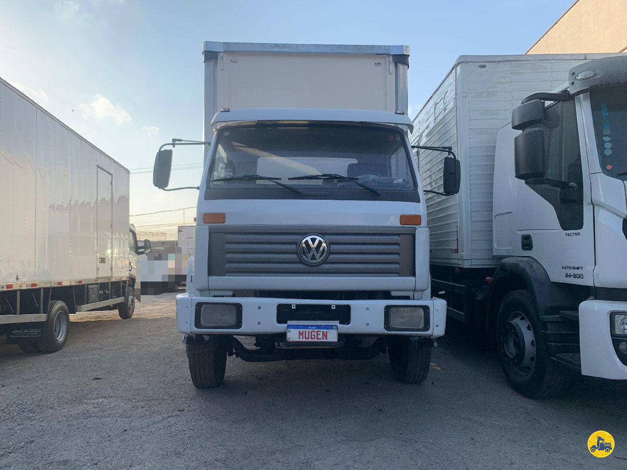 CAMINHAO VOLKSWAGEN VW 16170 Baú Sider Truck 6x2 Mugen Caminhões GUARULHOS SÃO PAULO SP